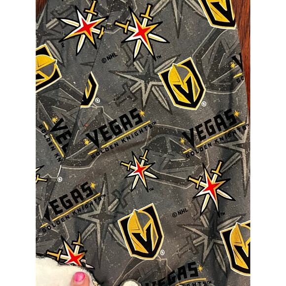 Las Vegas Golden Knights Santa hat - Picture 3 of 4